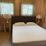 Seaside Boutique بيت للعطل فولوس